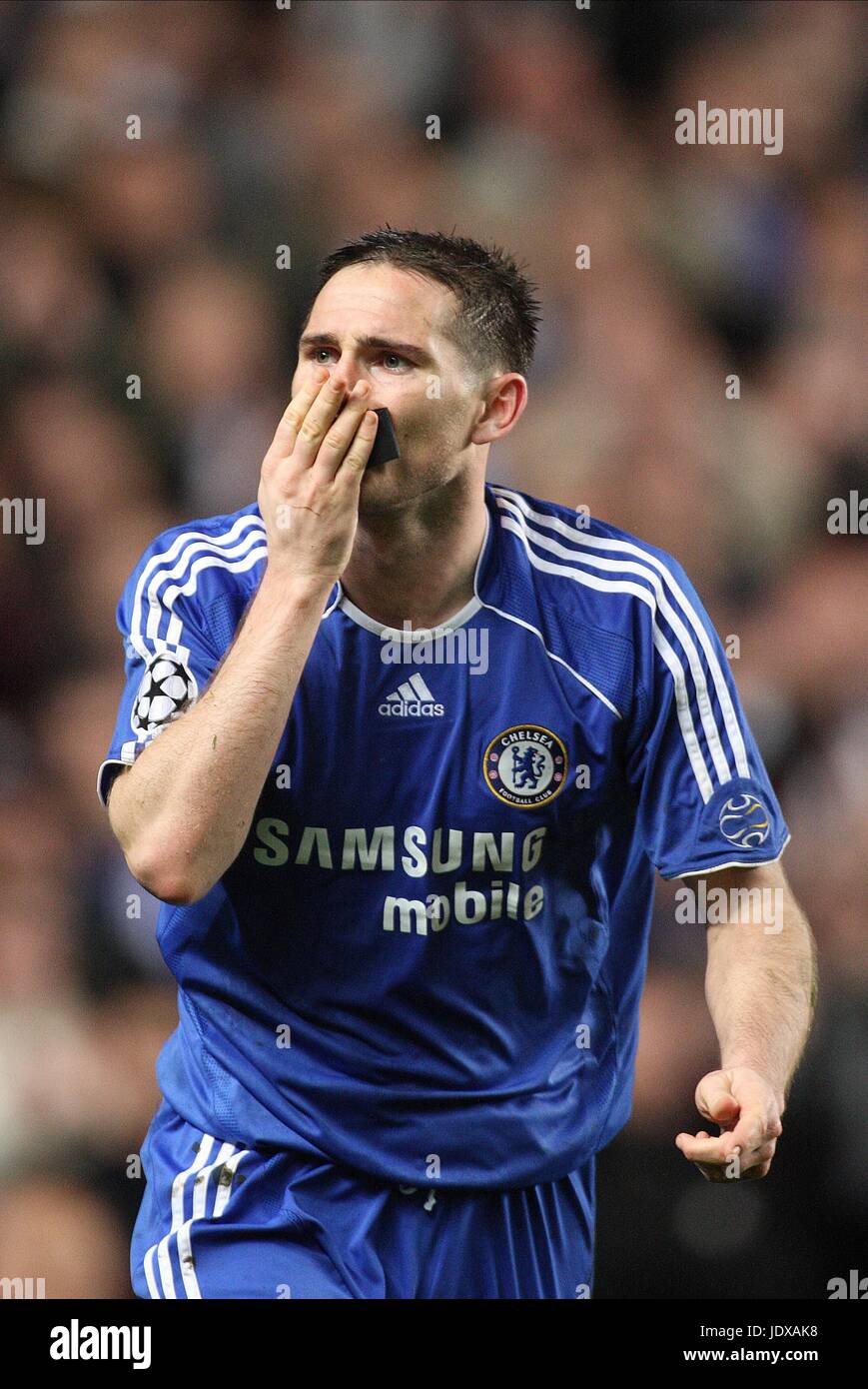 Bisous FRANK LAMPARD Chelsea V LIVERPOOL INTERDICTION NOIR CL STAMFORD BRIDGE Londres Angleterre 30 Avril 2008 Banque D'Images