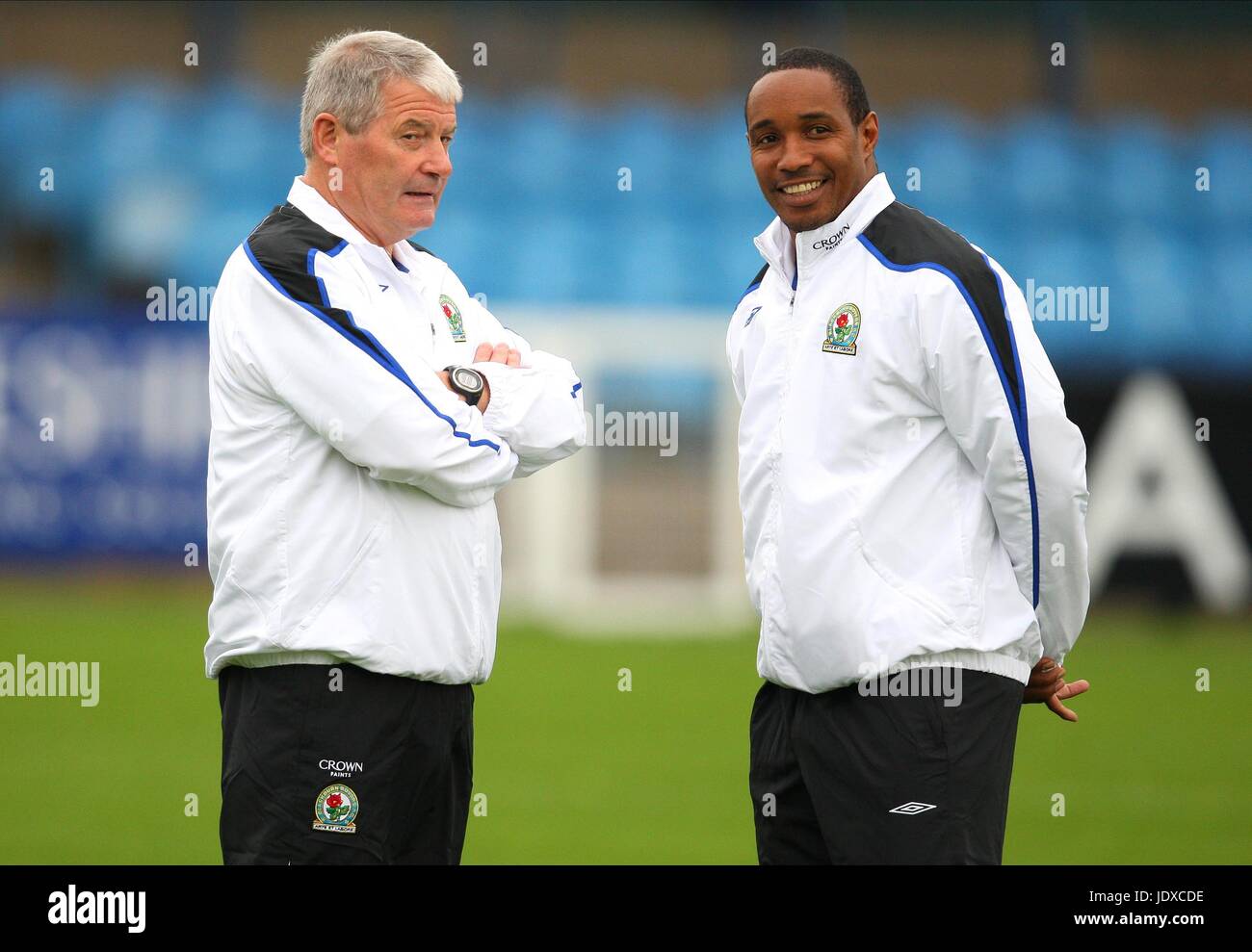 ARCHIE KNOX & PAUL INCE Blackburn Rovers FC STADE ROSE MOUSSE MACCLESFIELD ANGLETERRE 14 Juillet 2008 Banque D'Images