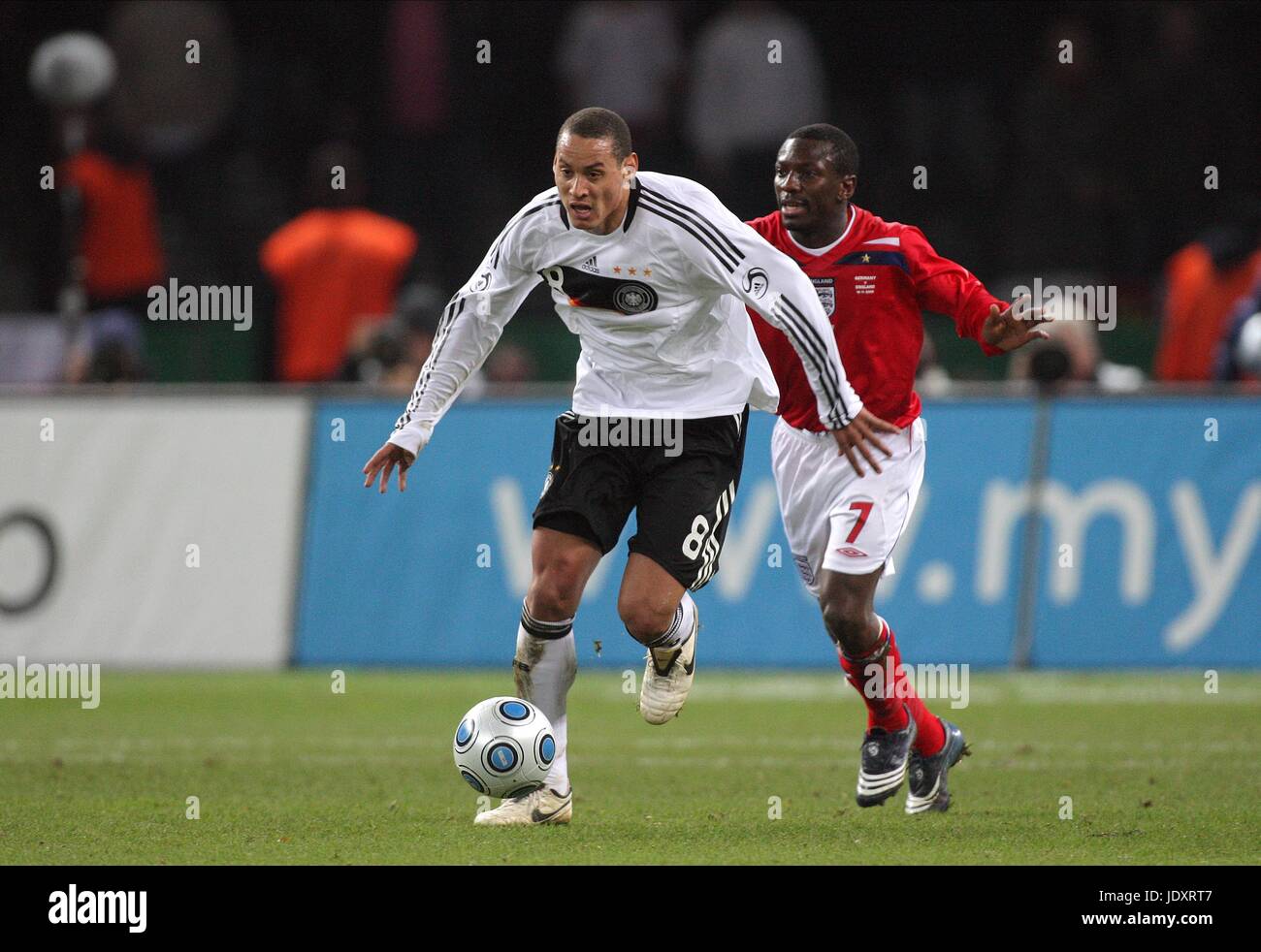 JERMAINE JONES L'ALLEMAGNE ET SCHALKE 04 STADE OLYMPIQUE BERLIN ALLEMAGNE 19 Novembre 2008 Banque D'Images