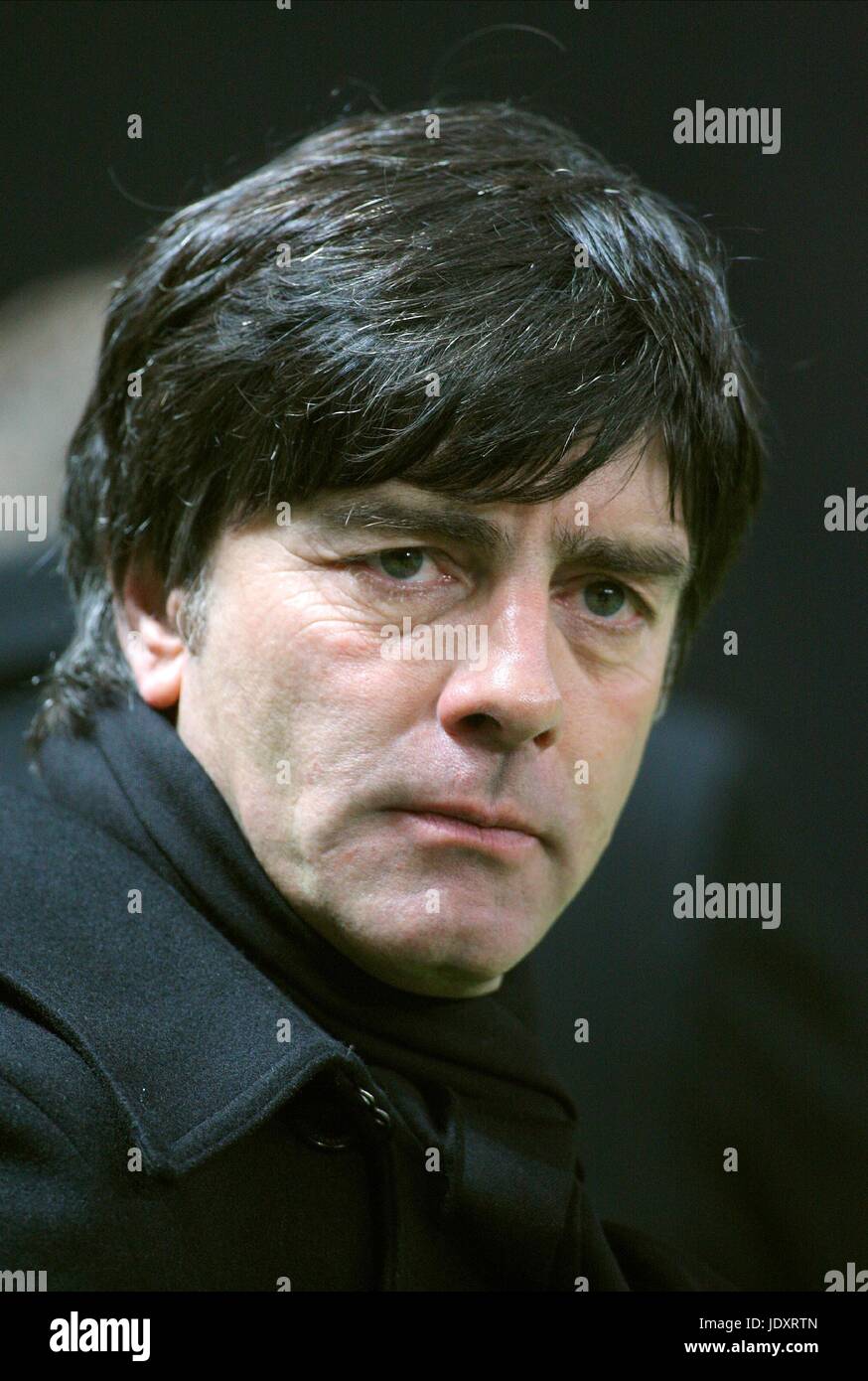 JOACHIM LOW ALLEMAGNE ENTRAÎNEUR DE FOOTBALL STADE OLYMPIQUE BERLIN ALLEMAGNE 19 Novembre 2008 Banque D'Images