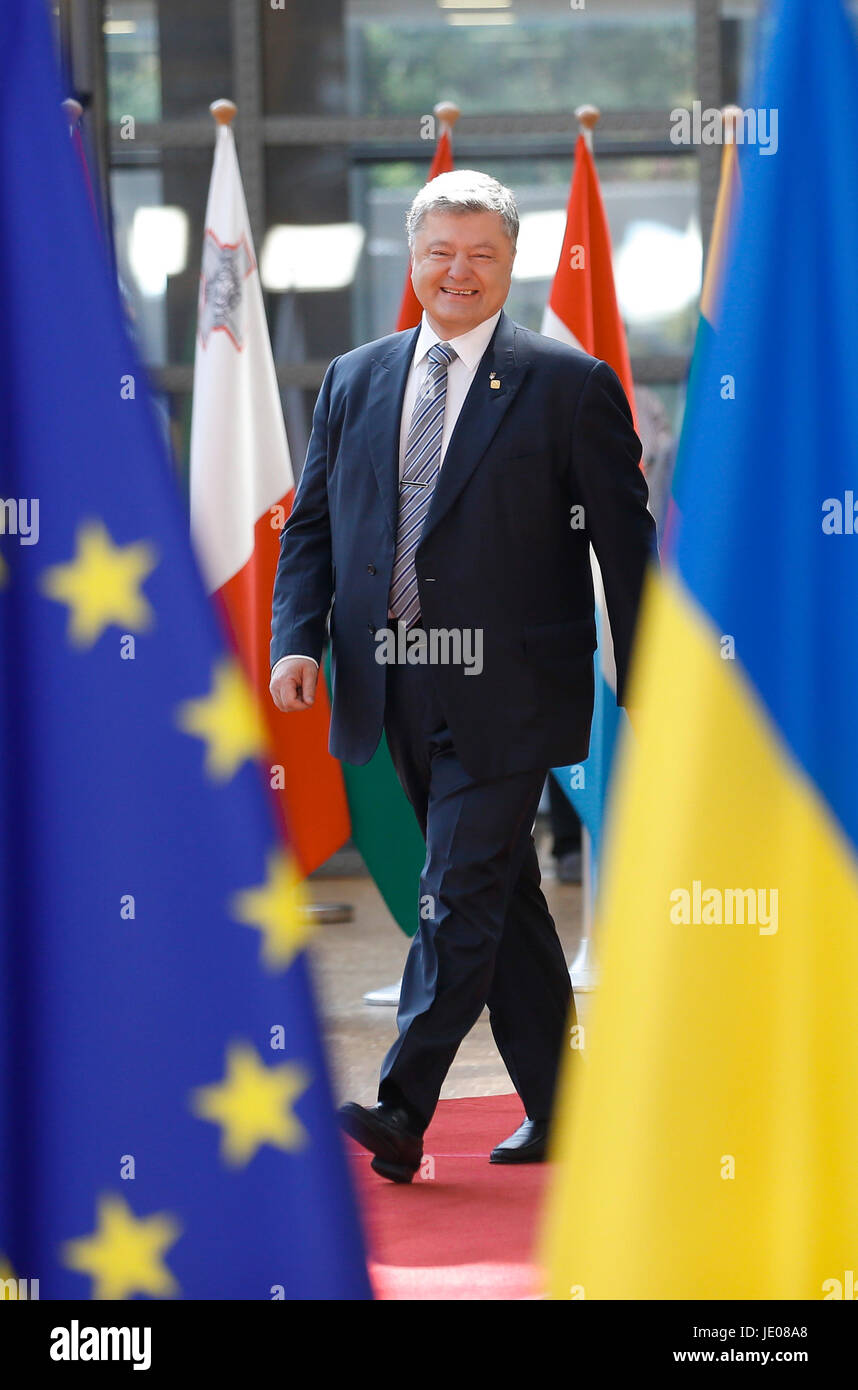 Bruxelles, Belgique. 22 Juin, 2017. Le Président ukrainien Porochenko arrive avant un sommet de l'UE à Bruxelles, Belgique, le 22 juin 2017. Credit : Ye Pingfan/Xinhua/Alamy Live News Banque D'Images