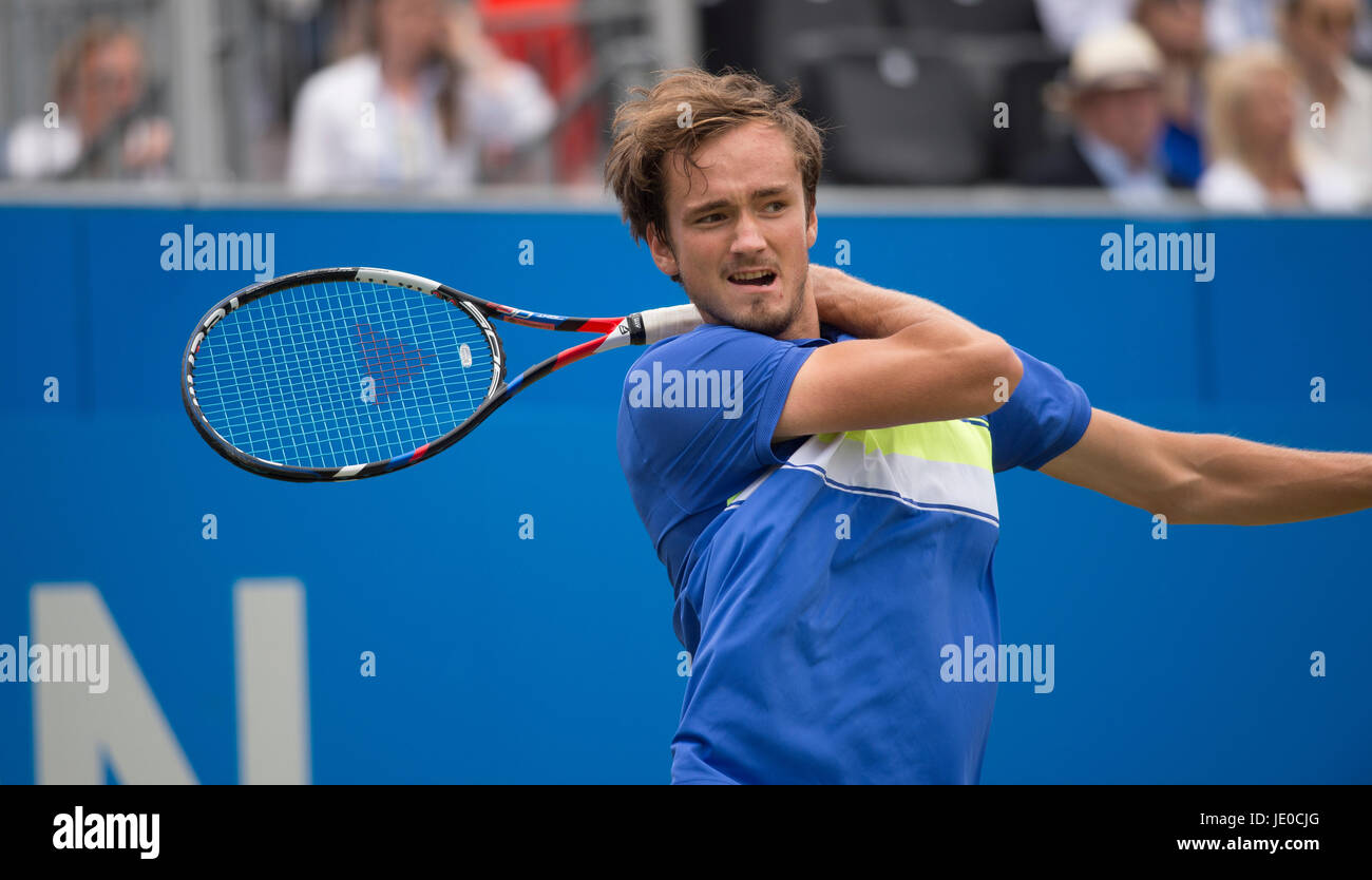 Le Queen's Club, London, UK. 22 juin 2017. Jour 4 de l'Aegon Tennis Championships 2017 dans l'ouest de Londres, Daniil Medvedev (RUS) v Thanasi Kokkinakis (AUS), remportant en deux ensembles. Credit : Malcolm Park / Alamy Live News Banque D'Images