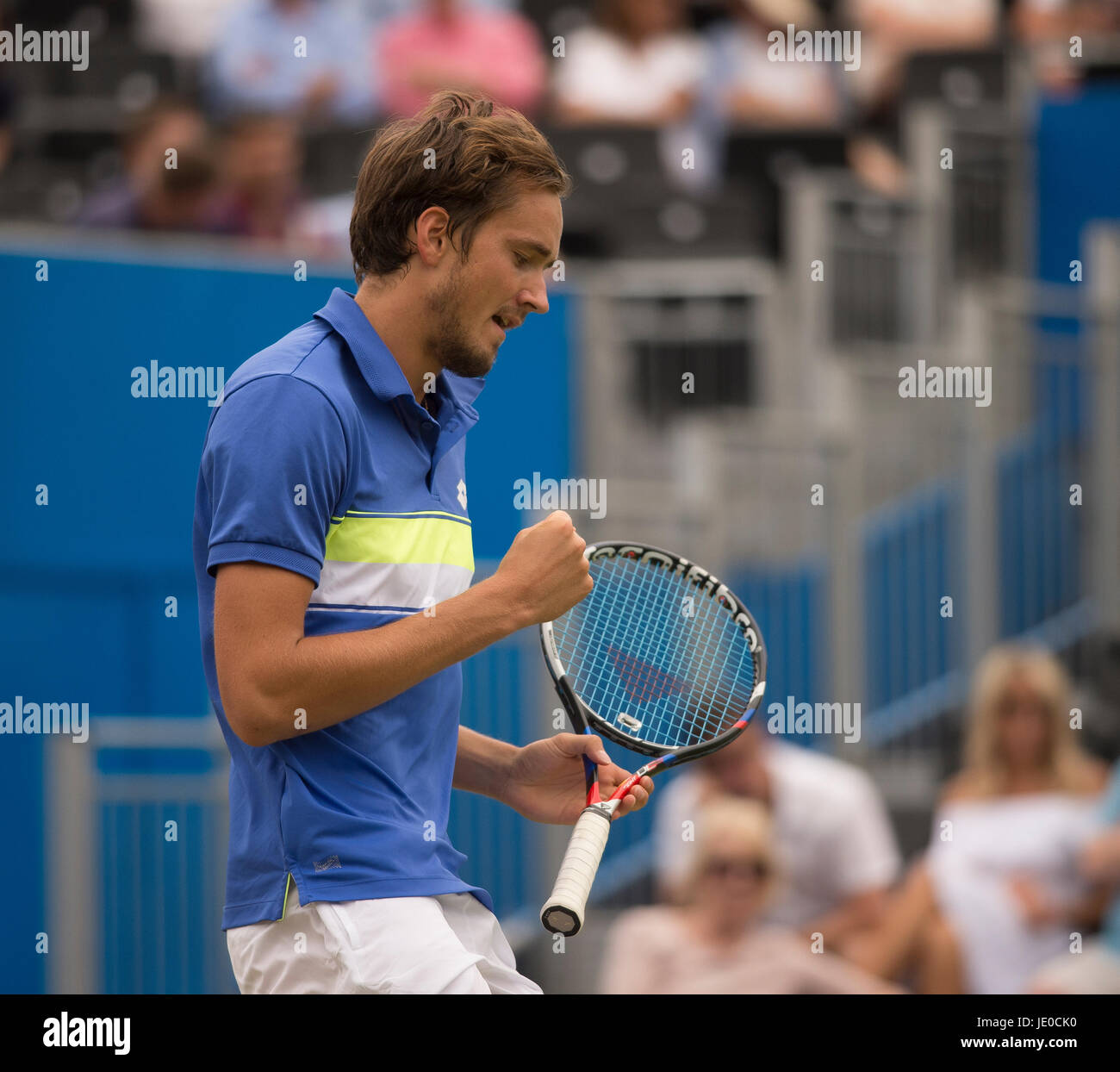 Le Queen's Club, London, UK. 22 juin 2017. Jour 4 de l'Aegon Tennis Championships 2017 dans l'ouest de Londres, Daniil Medvedev (RUS) v Thanasi Kokkinakis (AUS), remportant en deux ensembles. Credit : Malcolm Park / Alamy Live News Banque D'Images