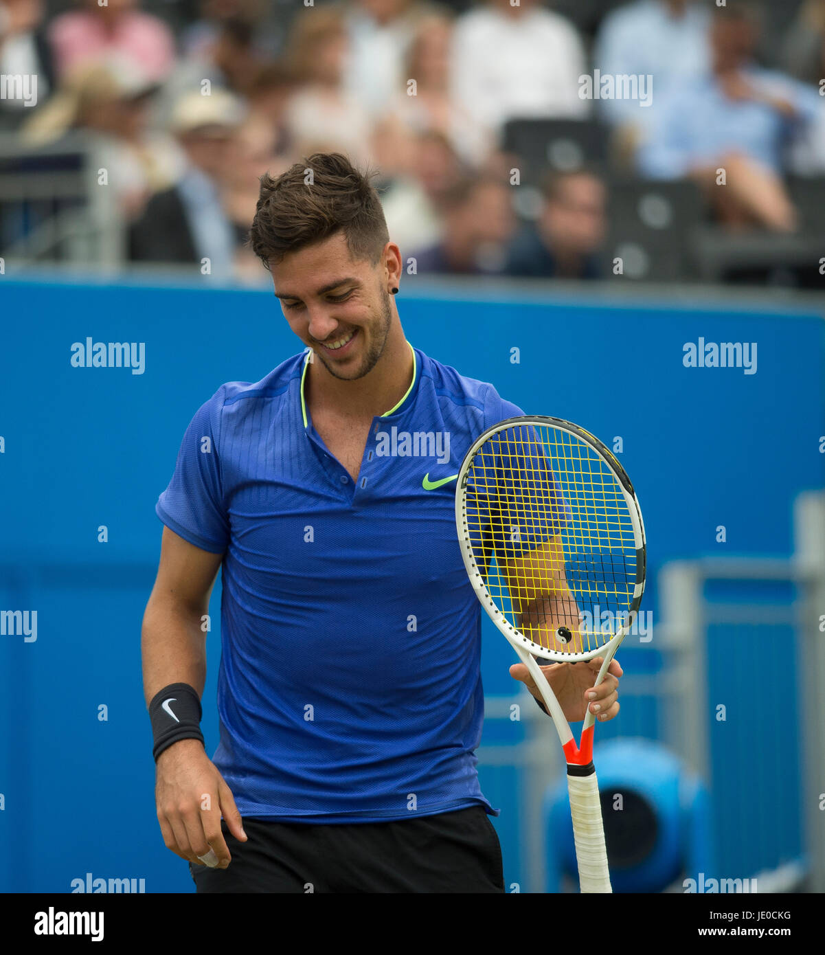 Le Queen's Club, London, UK. 22 juin 2017. Jour 4 de l'Aegon Tennis Championships 2017 dans l'ouest de Londres, Daniil Medvedev (RUS) v Thanasi Kokkinakis (AUS), remportant en deux ensembles. Credit : Malcolm Park / Alamy Live News Banque D'Images