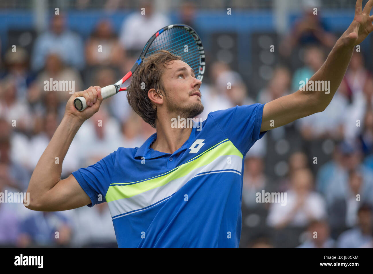 Le Queen's Club, London, UK. 22 juin 2017. Jour 4 de l'Aegon Tennis Championships 2017 dans l'ouest de Londres, Daniil Medvedev (RUS) v Thanasi Kokkinakis (AUS), remportant en deux ensembles. Credit : Malcolm Park / Alamy Live News Banque D'Images