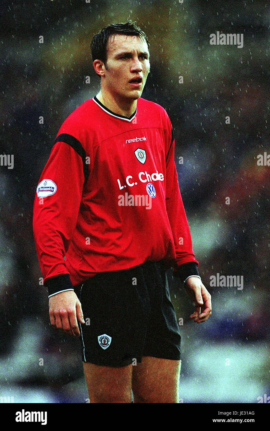 DEAN ASHTON CREWE ALEXANDRA FC ST ANDREWS BIRMINGAM 02 Février 2002 Banque D'Images