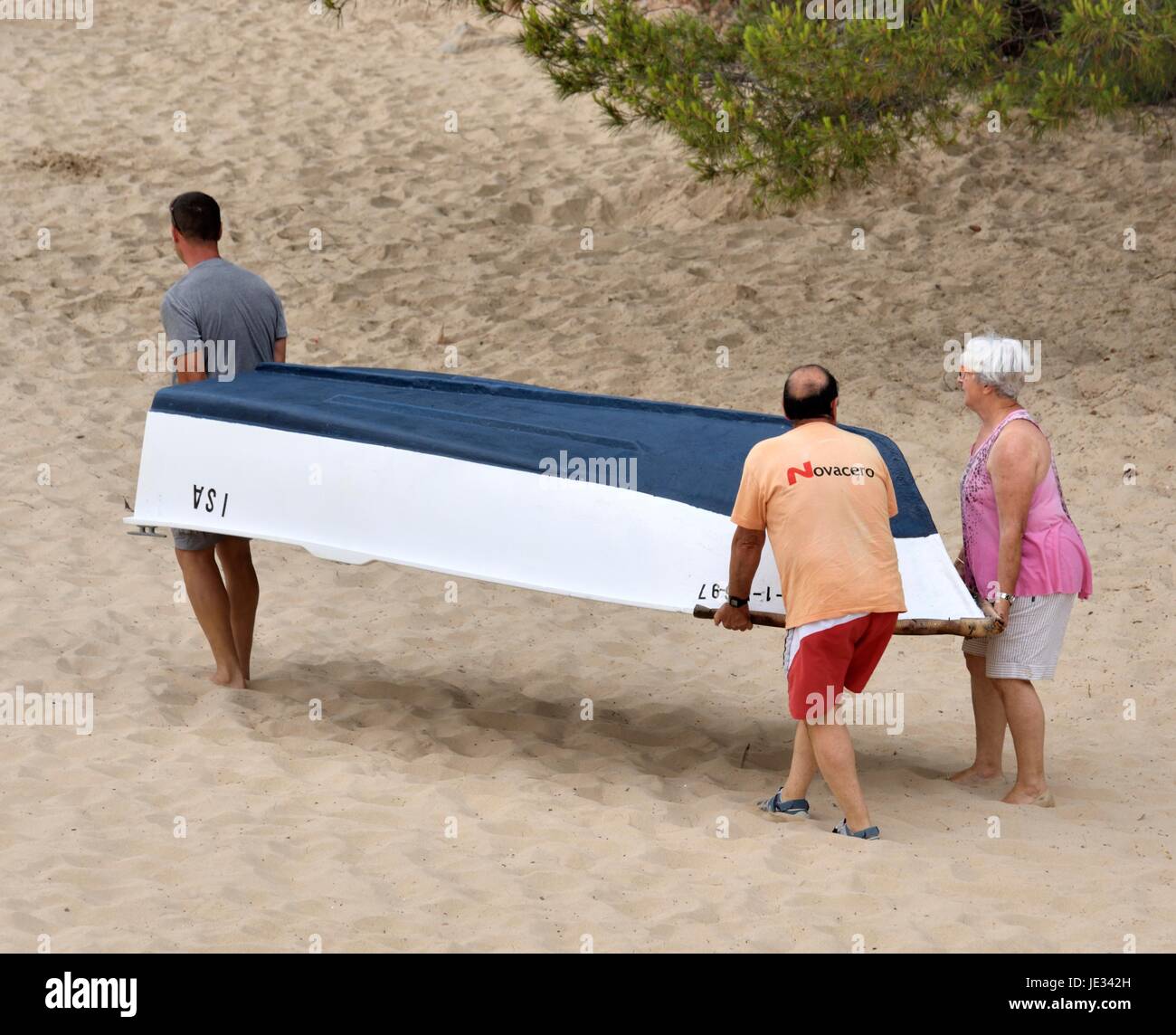 Exerçant son bateau à rames Banque D'Images