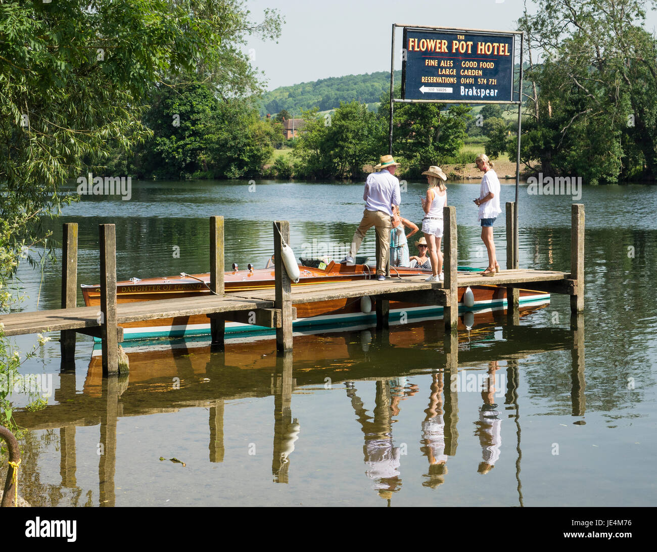 L'Angleterre, l'Oxfordshire, Henley, tamise de Aston Banque D'Images