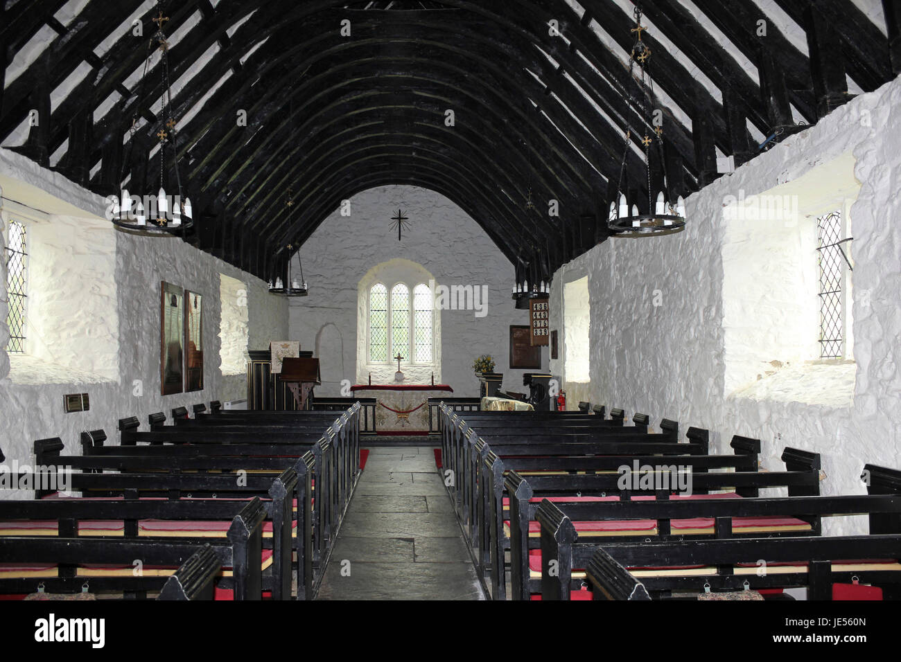 Intérieur de l'église médiévale de St Mary's, Caerhun, au Pays de Galles Banque D'Images