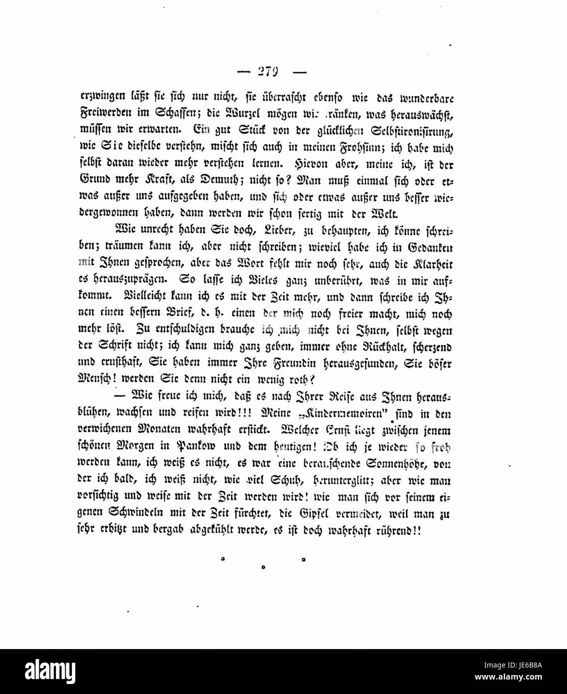 Une photo du monument dédié à Charlotte Stieglitz, probablement un hommage ou un mémorial pour ses contributions, situé dans un espace public ou un parc. Banque D'Images