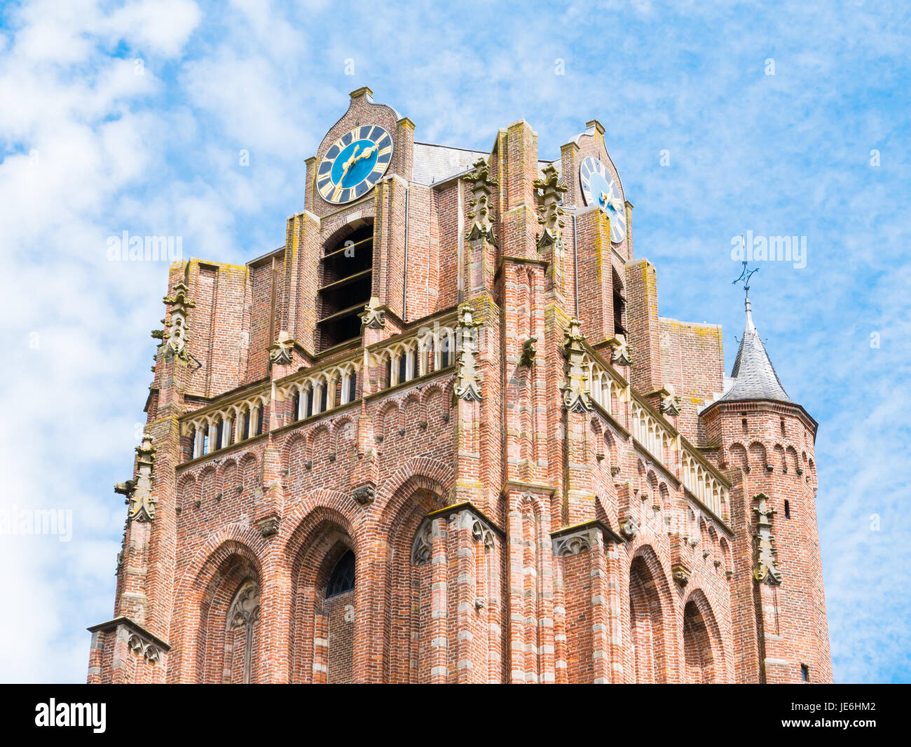 Tour de grande Église ou Saint John the Baptist Church en vieille ville de Wijk bij Duurstede en province Utrecht, Pays-Bas Banque D'Images