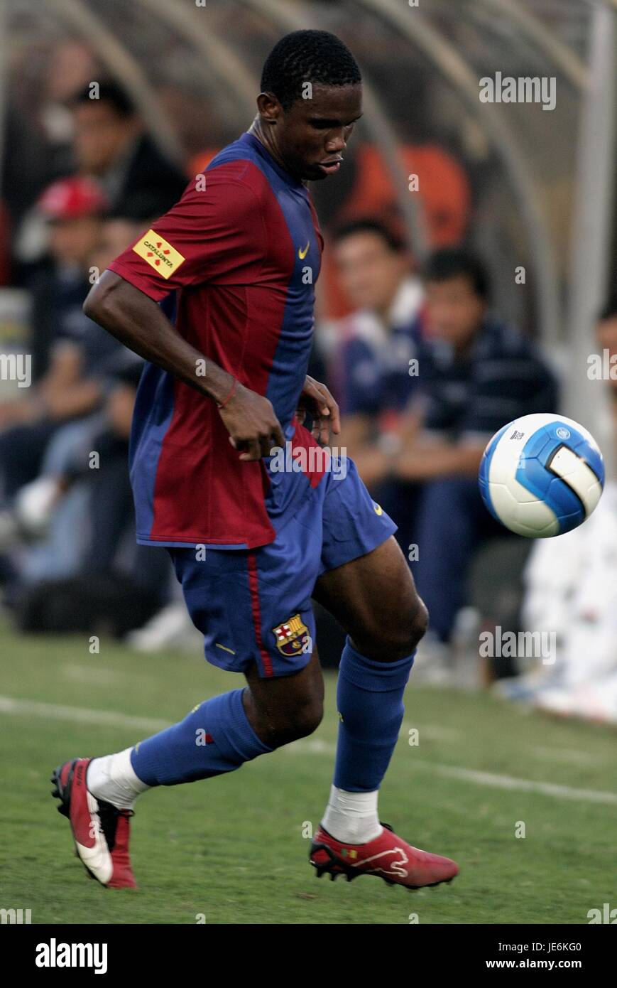 SAMUEL Eto'o le FC BARCELONE L.A. MEMORIAL COLISEUM LOS ANGELES USA 06 Août 2006 Banque D'Images