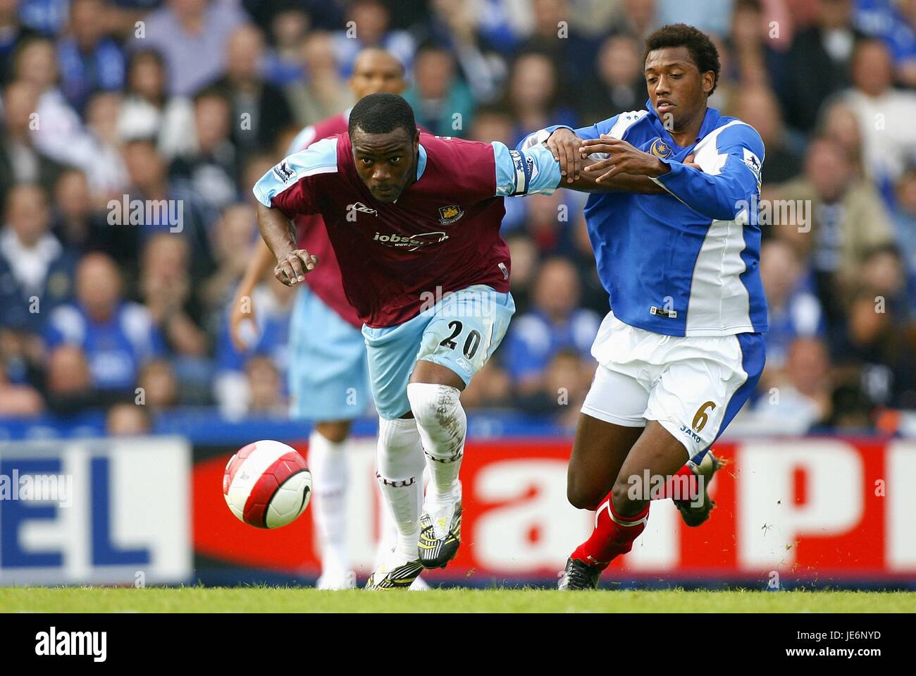 NIGEL REO-COKER & M FERNANDES PORTSMOUTH V WEST HAM UTD FRATTON PARK PORTSMOUTH ANGLETERRE 14 Octobre 2006 Banque D'Images