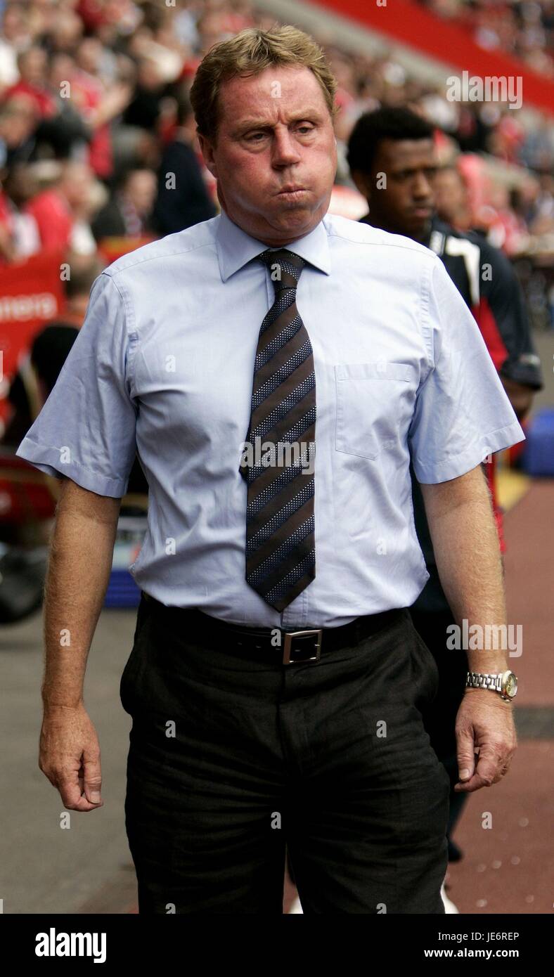 Le manager de PORTSMOUTH HARRY REDKNAPP VALLEY STADIUM Londres Angleterre 16 Septembre 2006 Banque D'Images