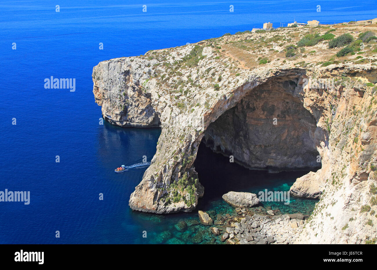 La grotte Bleue mer naturelle arch et de falaises, de Wied iz-Zurrieq, Malte Banque D'Images