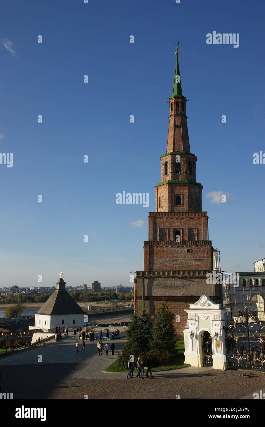 La Russie, République du Tatarstan, Kazan, Sujumbike tower, Tatarstan, Kremlin, tour, à l'extérieur, bâtiment, architecture, monument, personne, touristiques, Banque D'Images