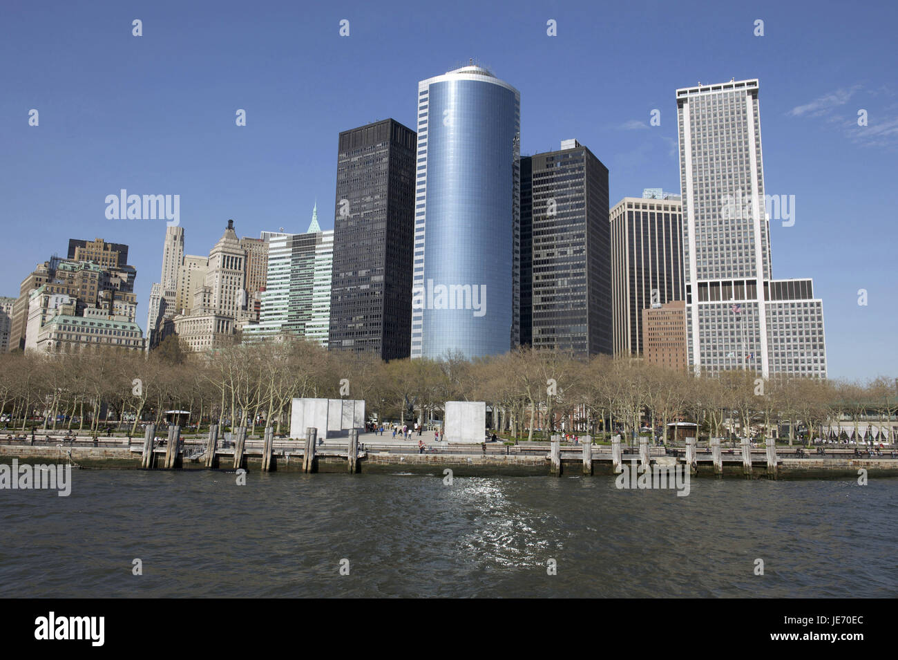 Les USA, l'Amérique, New York, vue à l'horizon de Manhattan à propos de Hudson, Banque D'Images