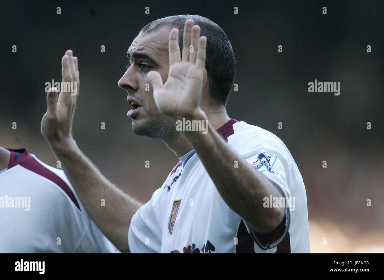 GAVIN MCCANN ASTON VILLA UPTON PARK STADIUM Londres Angleterre 10 Septembre 2006 Banque D'Images