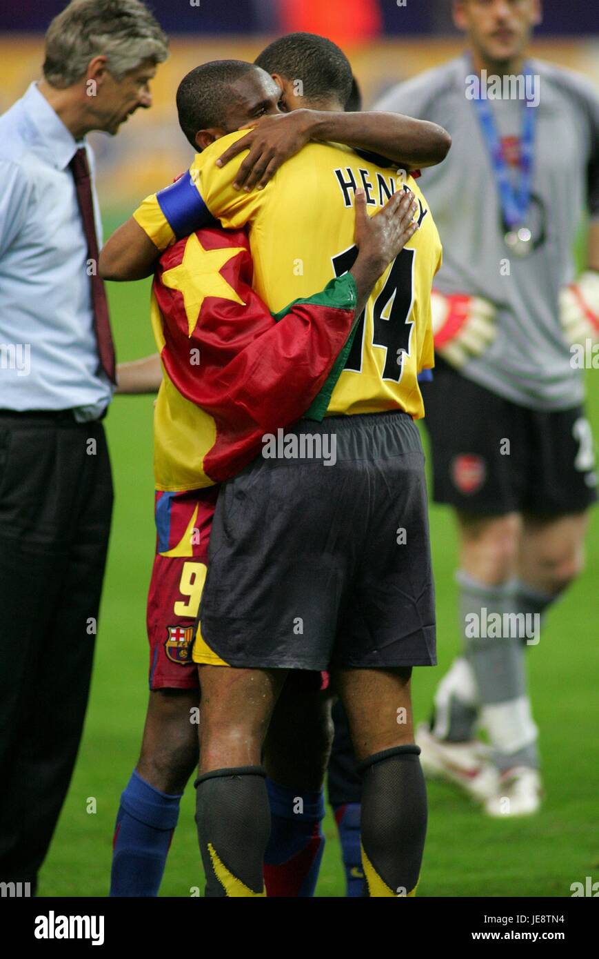 SAMUEL ETO'O ET THIERRY HENRY ARSENAL BARCELONE V STADE DE FRANCE PARIS FRANCE 17 Mai 2006 Banque D'Images
