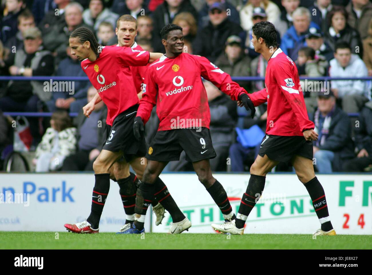 FERDINAND SAHA RONALDO BOLTON V MANCHESTER UNITED STADE REEBOK BOLTON ANGLETERRE 01 Avril 2006 Banque D'Images