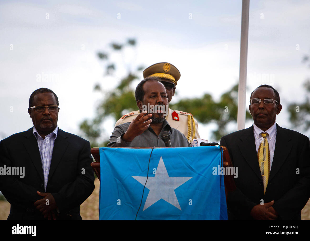 La Journée des Forces armées, le 12 avril 2013, a commémoré le service et les sacrifices du personnel militaire. Des événements ont eu lieu dans tout le pays pour honorer les membres des forces armées, reconnaissant leurs contributions à la sécurité et à la défense nationales. Banque D'Images La Journée des Forces armées, le 12 avril 2013, a commémoré le service et les sacrifices du personnel militaire. Des événements ont eu lieu dans tout le pays pour honorer les membres des forces armées, reconnaissant leurs contributions à la sécurité et à la défense nationales. Banque D'Images