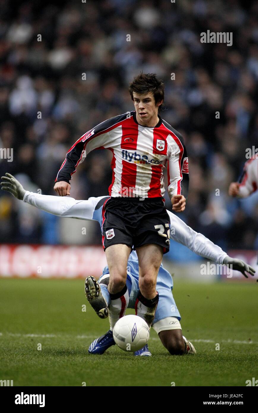 HATEM TRABELSI & Gareth Bale MAN CITY V SOUTHAMPTON CITY OF MANCHESTER STADIUM Manchester en Angleterre le 28 janvier 2007 Banque D'Images