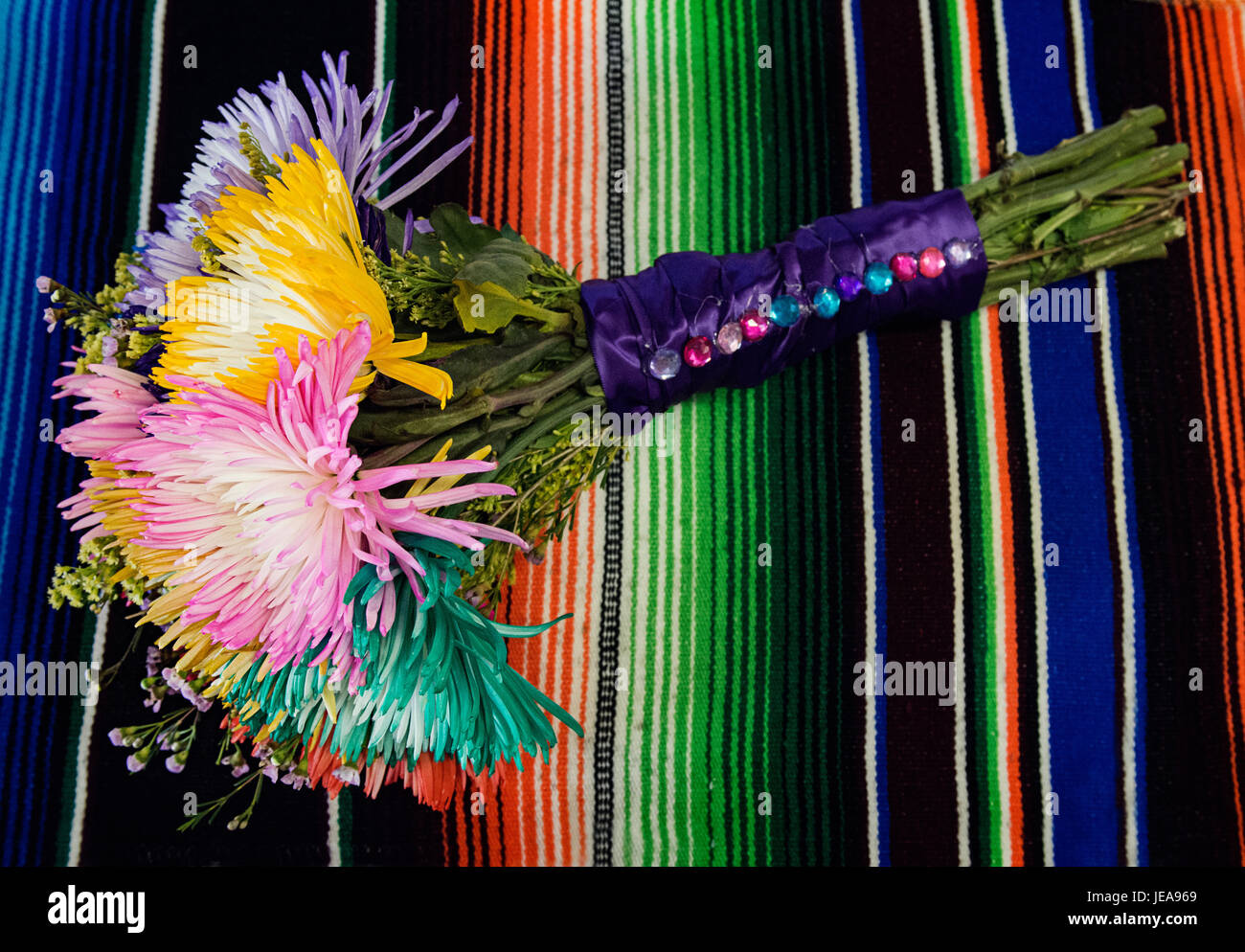 Bouquet de chrysanthèmes avec mexicain Banque D'Images