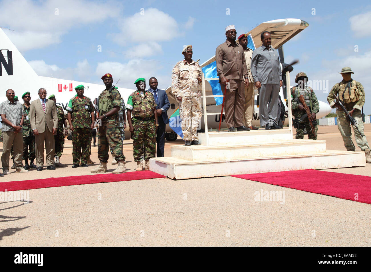 2014 12 Cérémonie de départ des forces armées à Kismayu-4 (16029400856) Banque D'Images