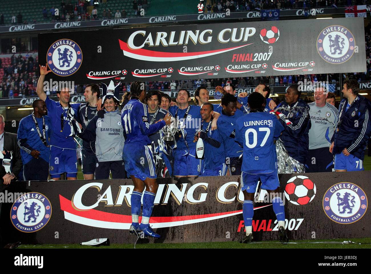 L'ÉQUIPE DE FOOTBALL DE CHELSEA ARSENAL CARLING V CHELSEA MILLENNIUM STADIUM Cardiff au Pays de Galles le 25 février 2007 Banque D'Images