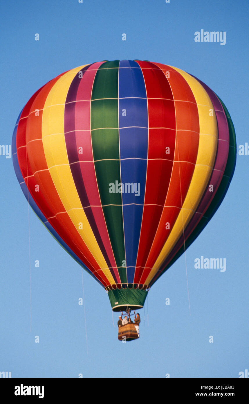 Le sport, l'air, montgolfière, ballon en vol multicolores Photo Stock -  Alamy