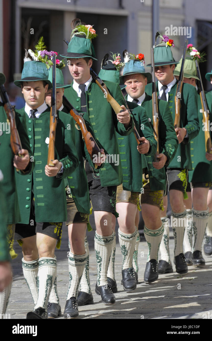 Tag patronage de la protection de la montagne bavaroise privés avec procession festive de Traunstein, Banque D'Images