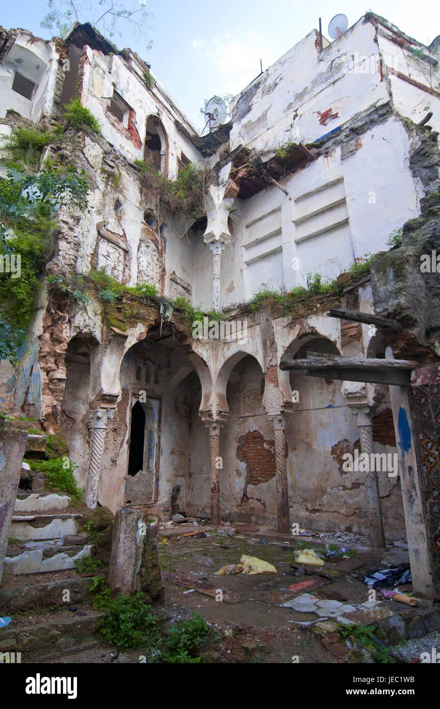 Maison de la décomposition de l'UNESCO du patrimoine culturel mondial de la casbah, la vieille ville d'Alger, capitale de l'Algérie, l'Afrique, Banque D'Images