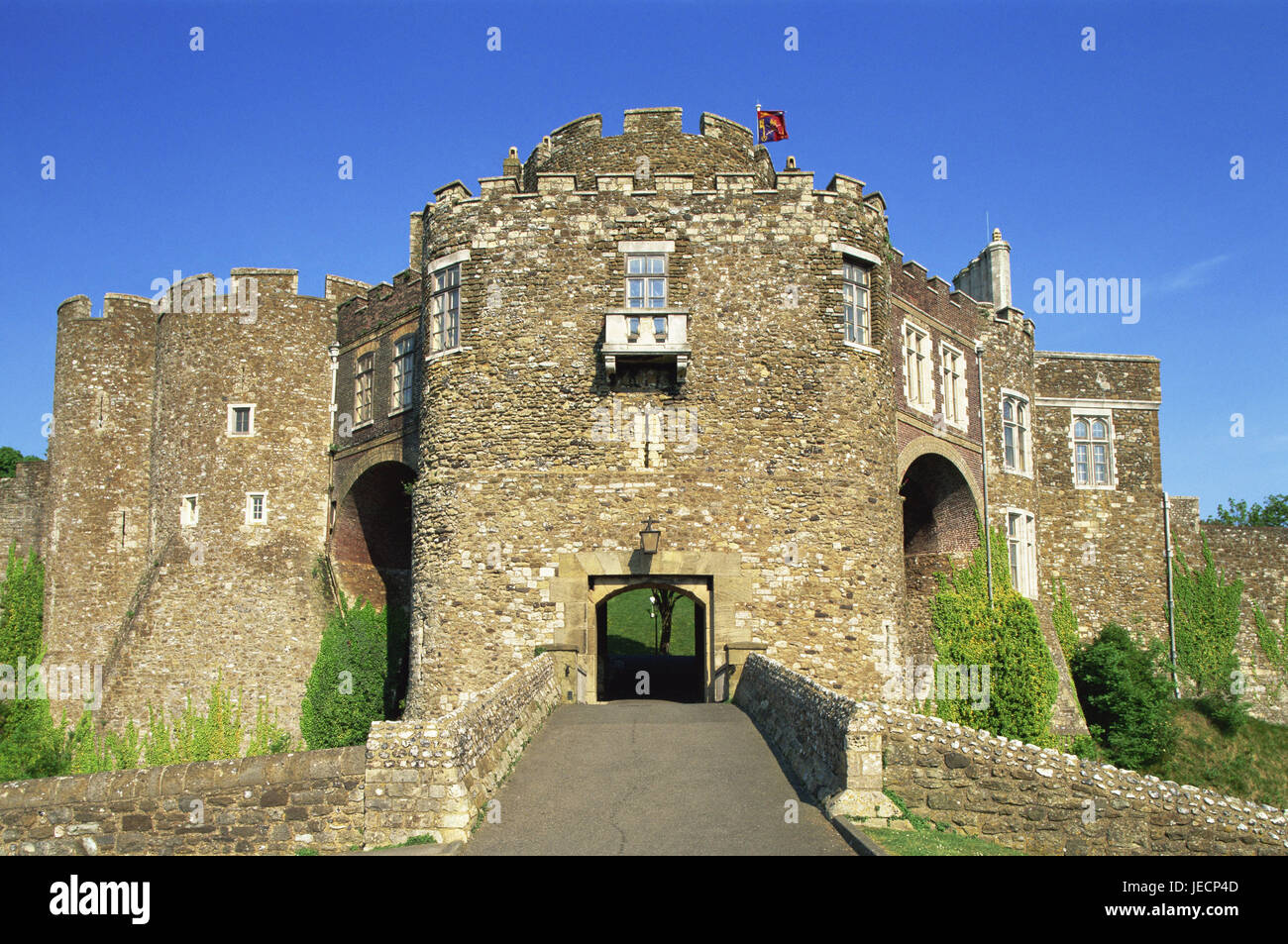 La Grande-Bretagne, l'Angleterre, Kent, Dover, château de Douvres, d'entrée, l'Europe, la ville, la destination, le lieu d'intérêts, d'un bâtiment, architecture, château, forteresse, Lock, lock, bâtiment bâtiment château forteresse, méthode de construction, au souffle, déserte, gate, Bridge, Banque D'Images La Grande-Bretagne, l'Angleterre, Kent, Dover, château de Douvres, d'entrée, l'Europe, la ville, la destination, le lieu d'intérêts, d'un bâtiment, architecture, château, forteresse, Lock, lock, bâtiment bâtiment château forteresse, méthode de construction, au souffle, déserte, gate, Bridge, Banque D'Images