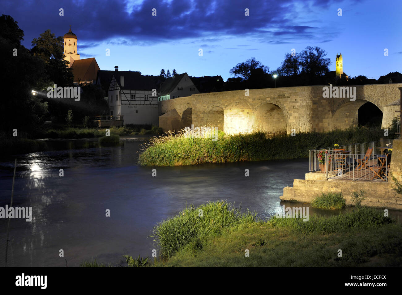 Allemagne, Bavière, souabe, château Har, pont en arc, Wörnitz, soir, Banque D'Images