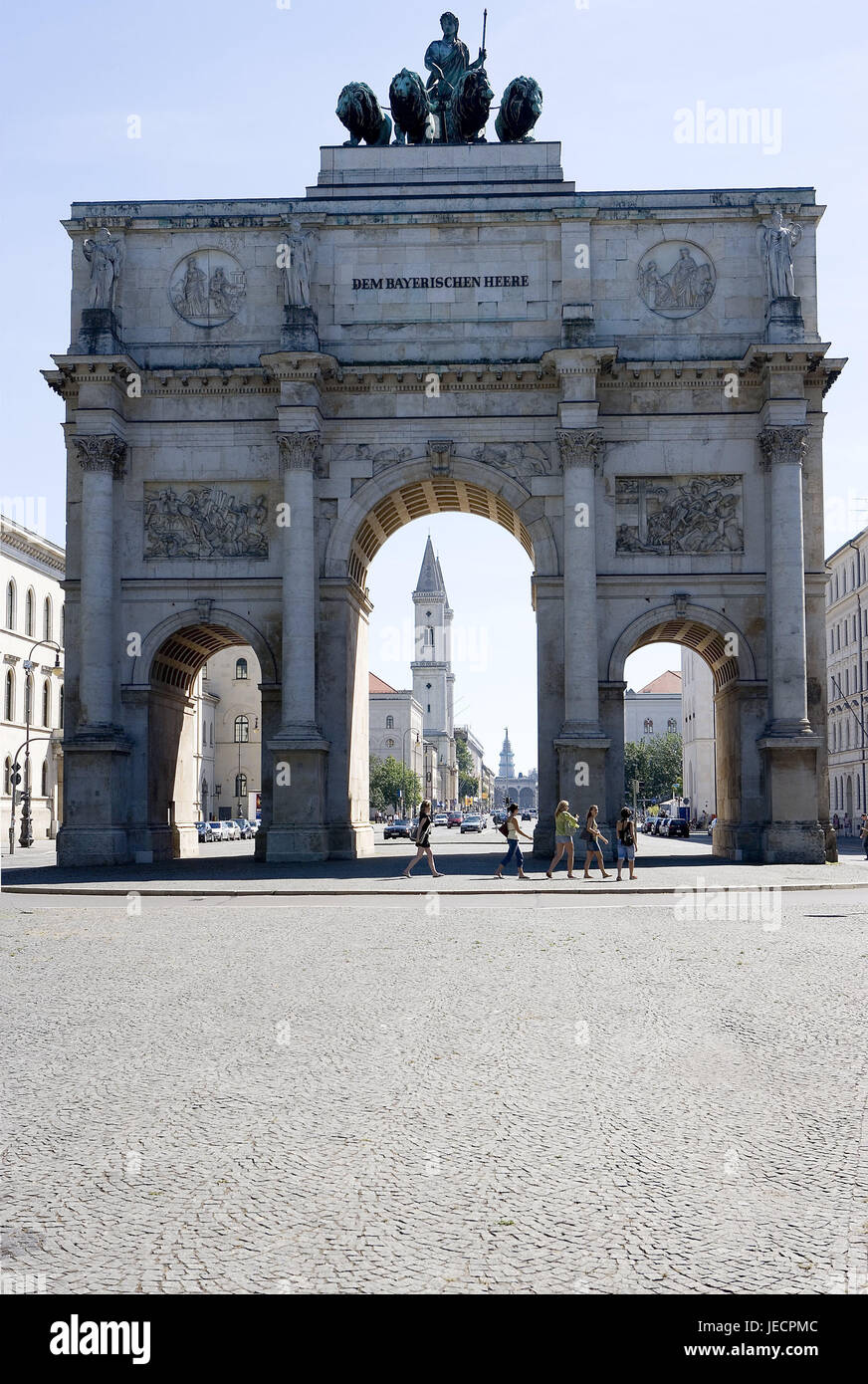 Germany, Bavaria, Munich, la victoire, passant, l'Allemagne du Sud, Haute-Bavière, gate, l'objectif d'un bâtiment, bâtiment, architecture, style architectural, néoclassicisme, musique néoclassique, classicisme, néoclassicisme, lieu de destination, d'intérêt, visites, personne, zone piétonne, Banque D'Images