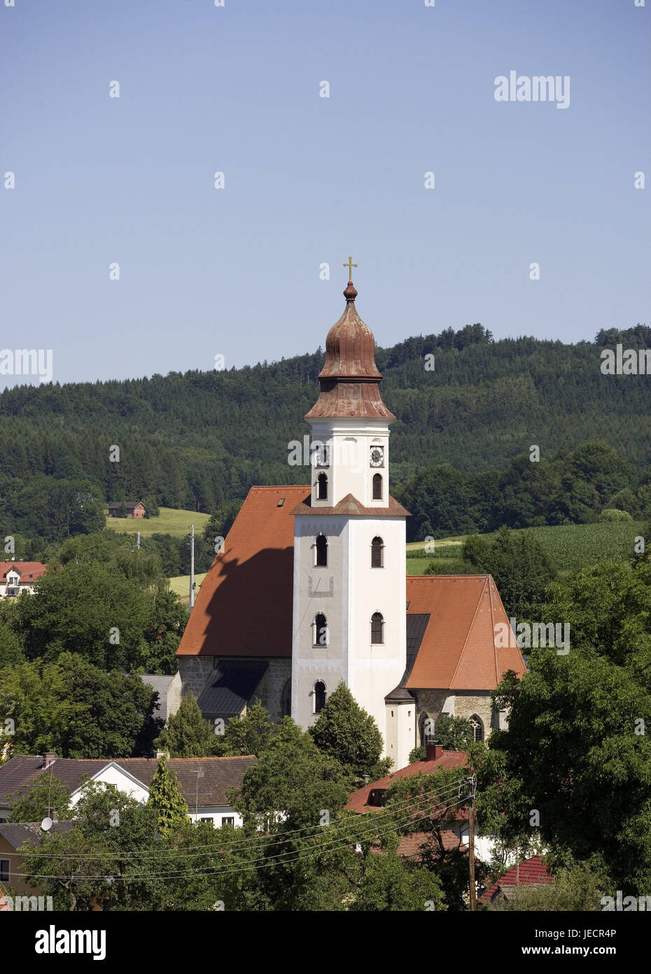 L'Autriche, Zell dans le Pettenfirst, vue locale, visite de l'église, l'été, l'Autriche Supérieure, Chambre jerk quatrième, maison bois maison, jerk jerk, lieu, village, église de pèlerinage, l'église du village, église paroissiale, l'église, clocher, tour, structure, historiquement, point d'intérêt, en milieu rural, paysage, paysage, montagne, collines, forêts, l'espace de copie Banque D'Images