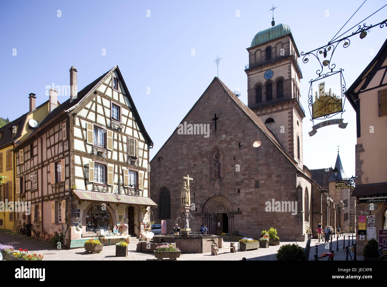 France, Alsace, Kaysersberg, vue locale, l'église, Banque D'Images