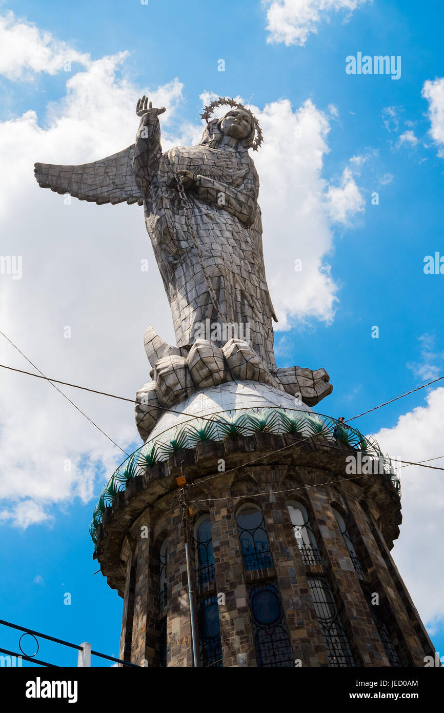 El Panecillo et statue, Quito, Équateur Banque D'Images