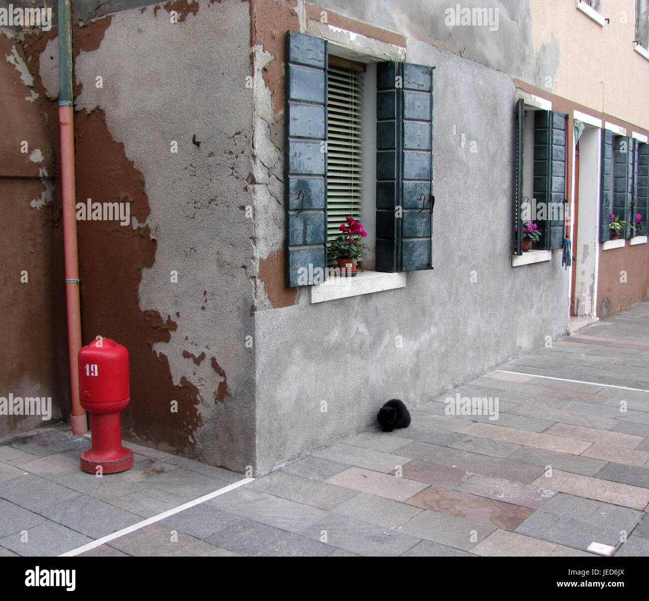 Burano, près de Venise, Italie, maisons grises Banque D'Images