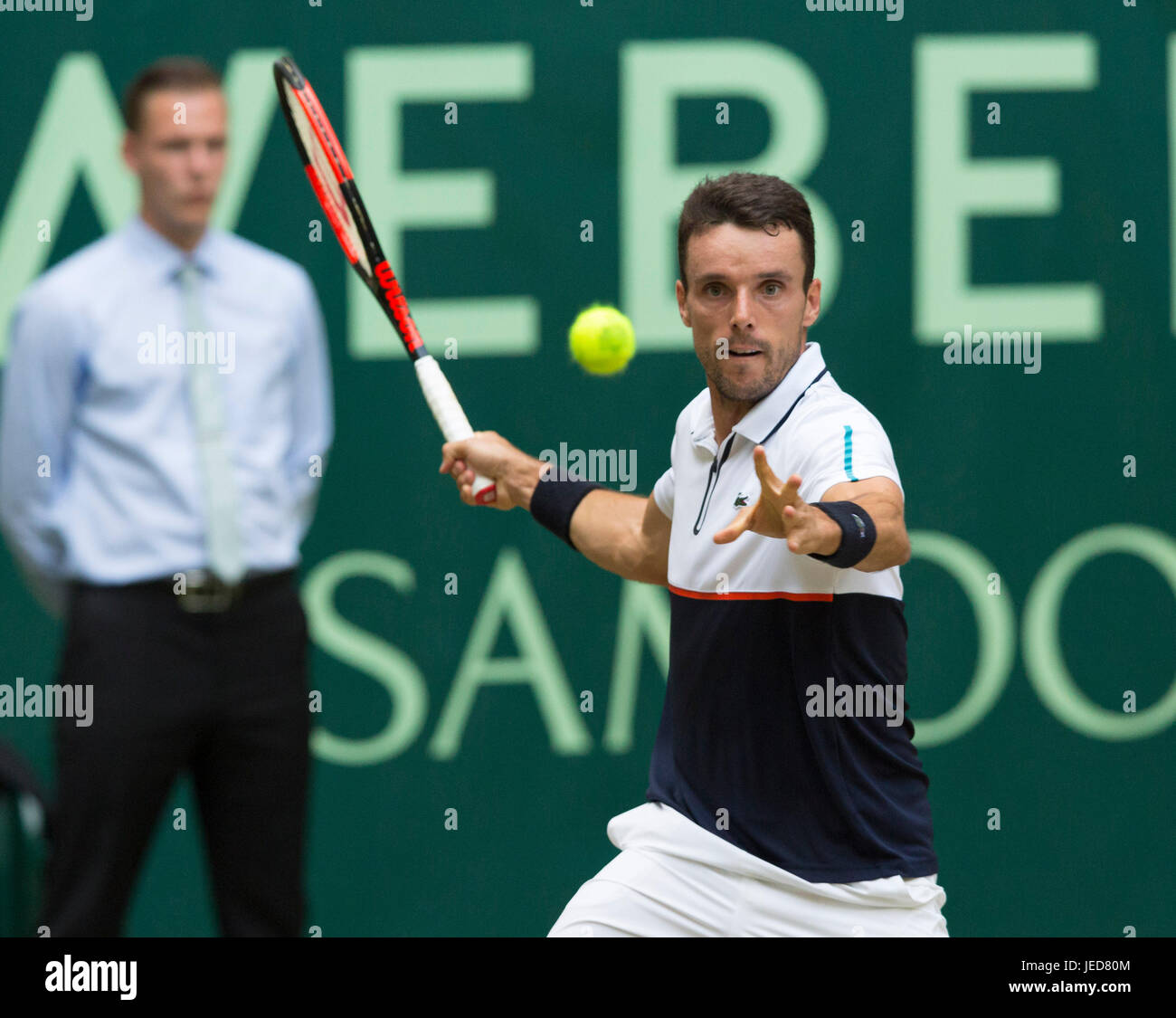 Roberto Bautista Agut d'Espagne en action à la 25e Gerry Weber Open à Halle. Banque D'Images