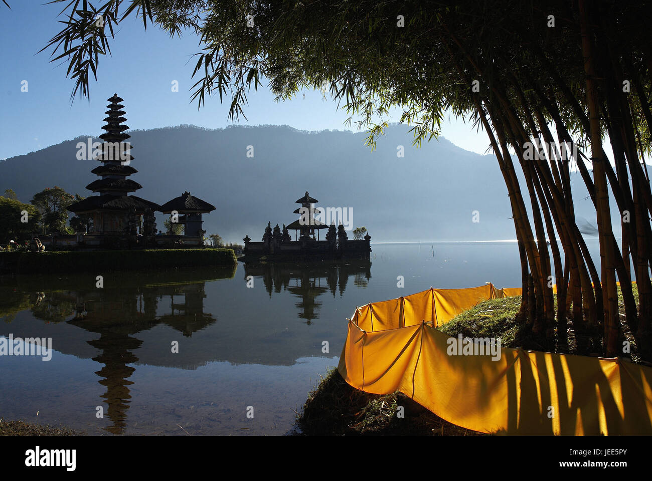 L'Asie, INDONÉSIE, Bali, Pura Ulun Danu Bratan temple, Banque D'Images