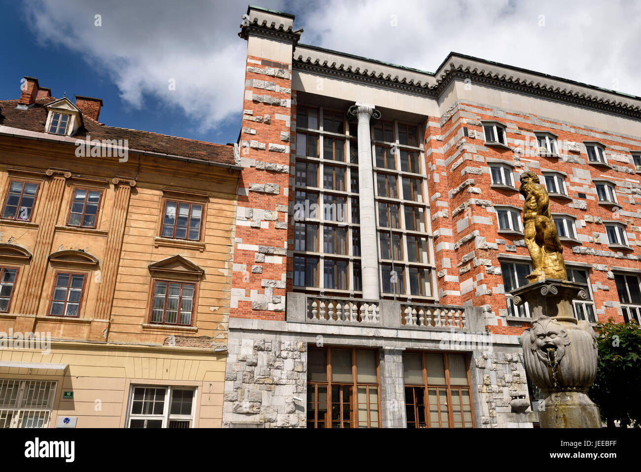 Bibliothèque nationale et universitaire slovène Banque de photographies
