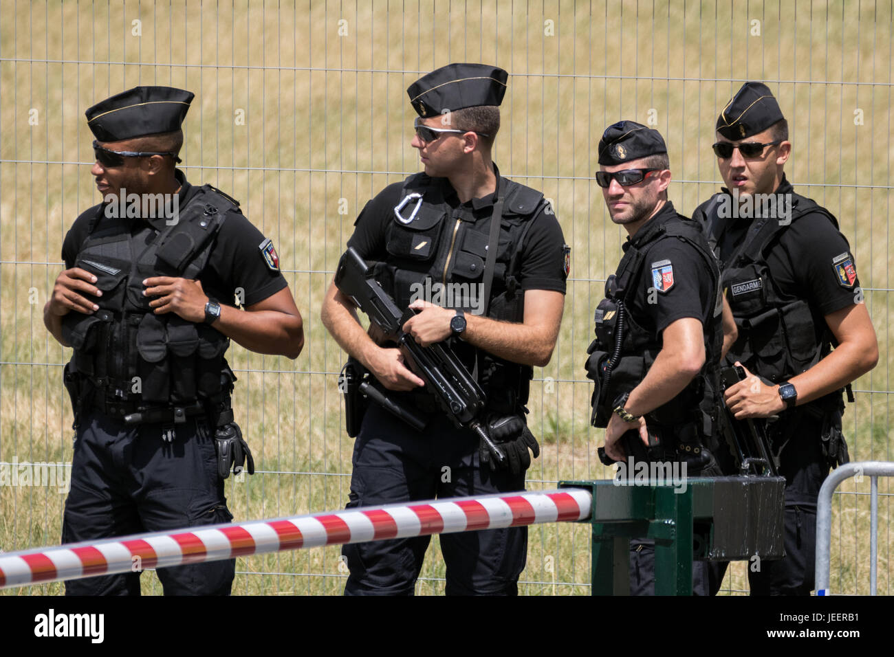 Gendarmerie uniform Banque de photographies et d'images à haute résolution  - Alamy