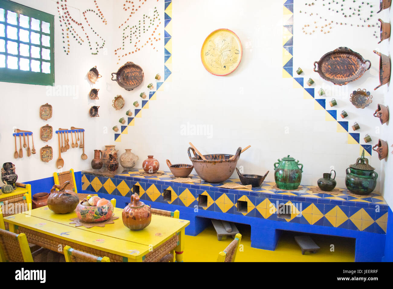 cocina-cuisine-mus-e-frida-kahlo-mexico-mexique-photo-stock-alamy