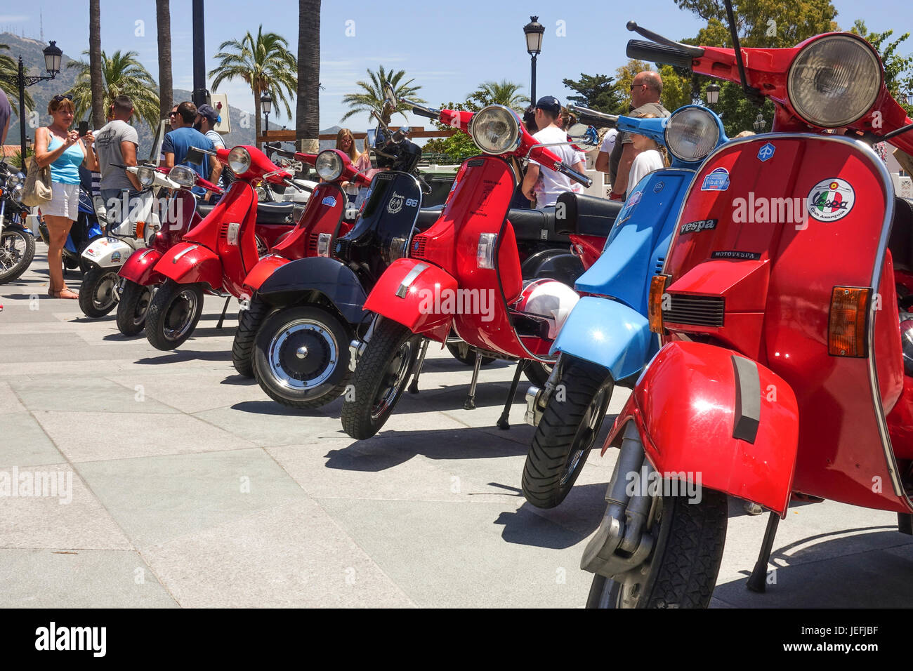 Vintage Vespa piaggio scooters, motos réunion à Mijas, Andalousie, espagne. Banque D'Images