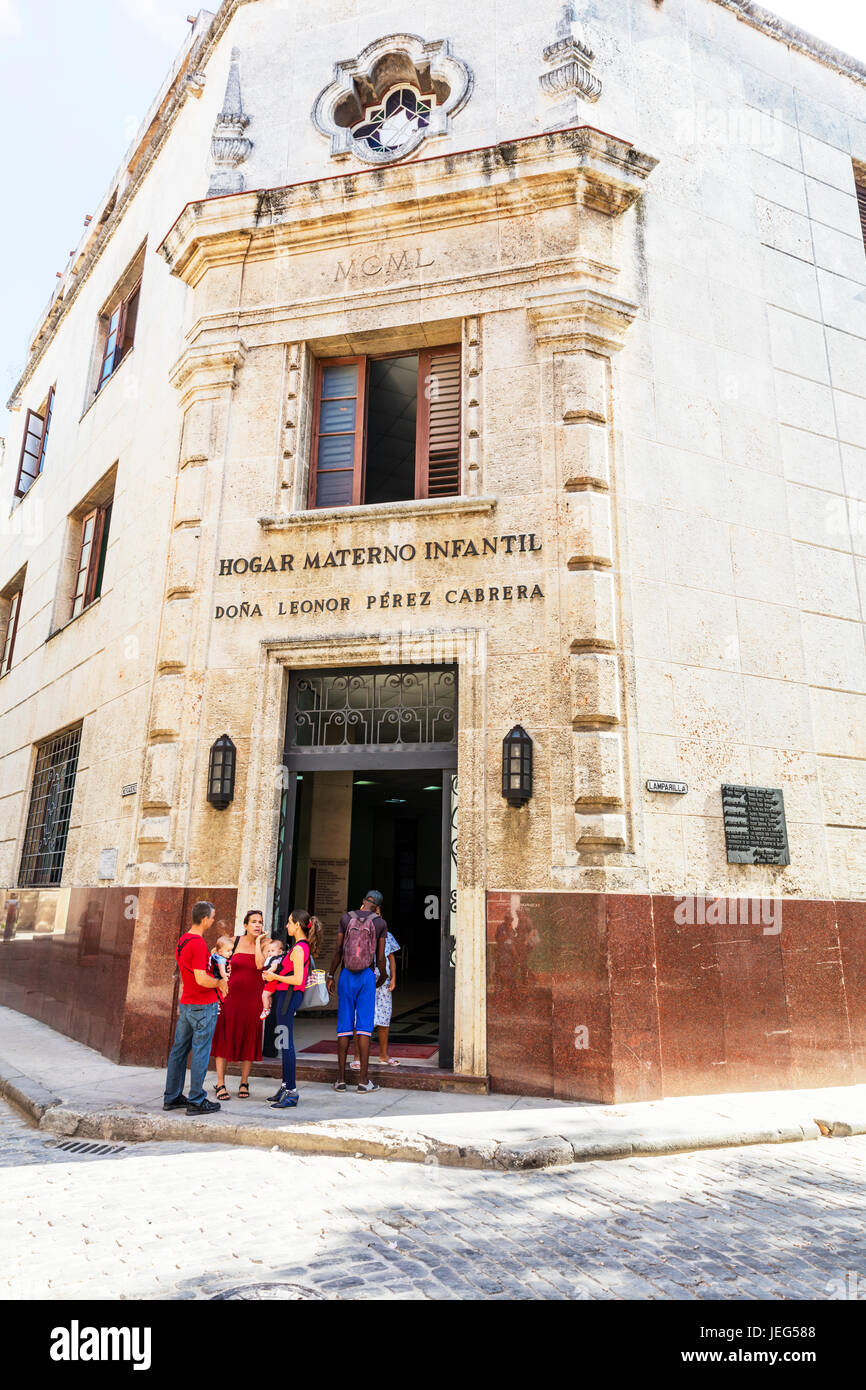 Hogar materno infantil hospital La Havane, Cuba La Havane maternité Old Havana, Cuba La Habana Vieja Hogar Materno Infantil - Dona Leonor Perez Banque D'Images