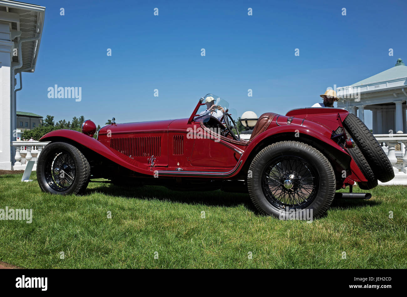 Hershey, PA, USA-Juin 11, 2017 : 1932 Alfa Romeo 8C 2300 Spider Touring, sur l'affichage à l'élégance à Hershey. Banque D'Images