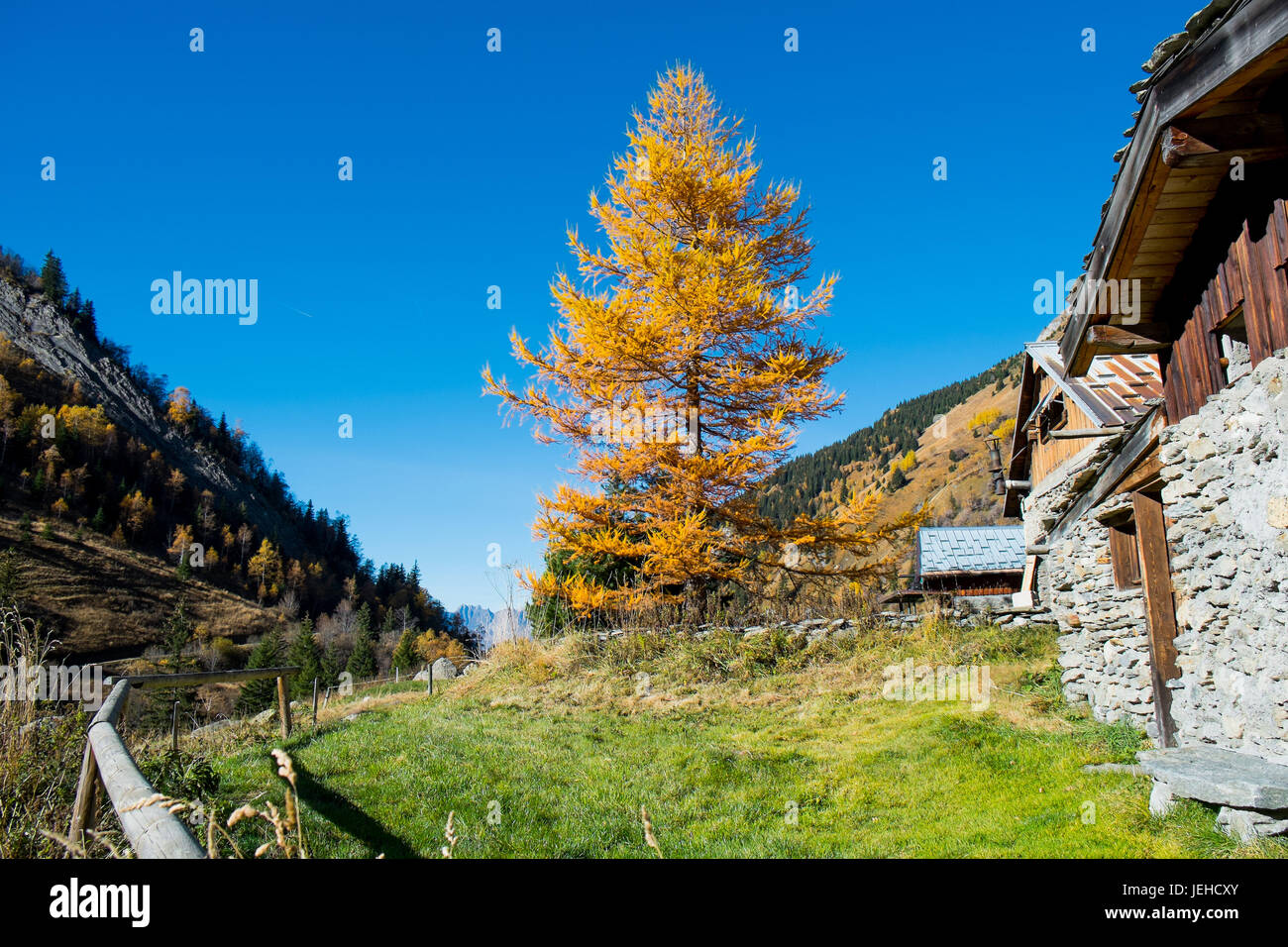 Chalets de Miage en automne, Saint Gervais les Bains, Chamonix, France Banque D'Images