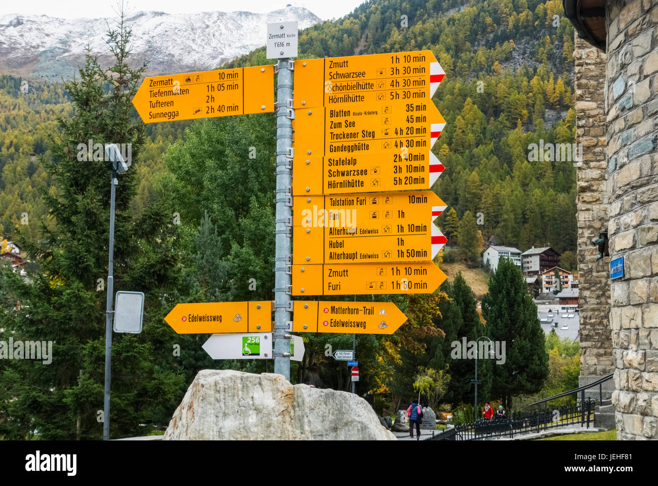 La direction de Zermatt à 1616m ; Suisse Banque D'Images