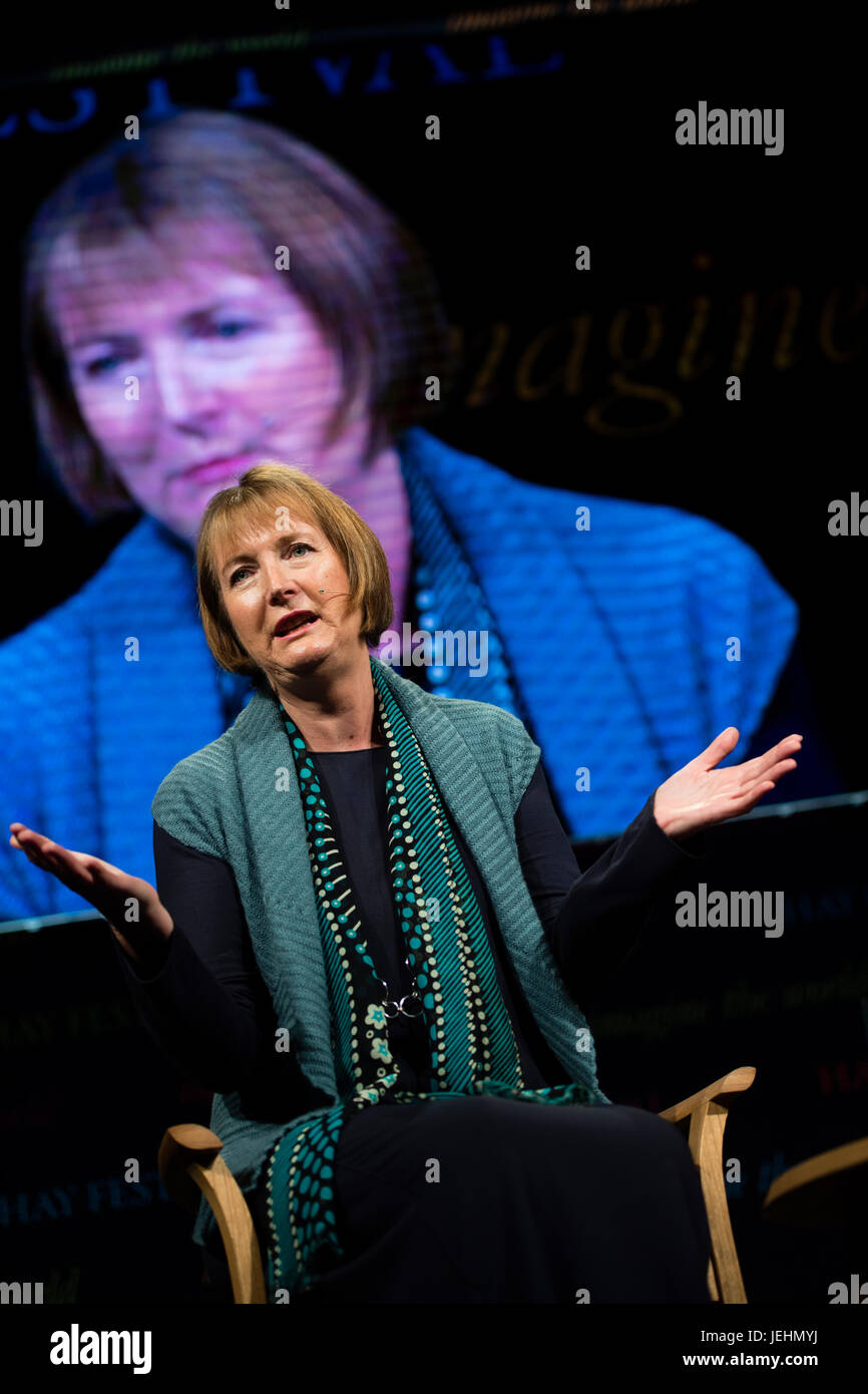 Ruth Harriet Harman, avocat britannique membre du Parti travailliste qui a été membre du Parlement depuis 1982, d'abord pour Peckham, puis pour son successeur circonscription de Camberwell et Peckham depuis 1997, apparaissant à la 2017 Hay Festival de la littérature et les arts, Hay-on-Wye, au Pays de Galles UK Banque D'Images